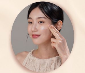 Cilt Bakımında Devrim: Pemvia Cushion Fondöten, Yüz Temizleme Jeli ve Lip Tint ile Işıltınızı Ortaya Çıkarın!