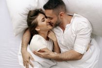 Ağrılı cinsel ilişki neden olur? Nedenleri ve çözüm yolları