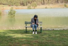 Aşırı düşünme nasıl durdurulur? 7 pratik adım