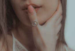 Gümüş Takıyla Cilt Tonu Uyumu: Hangi Renk Tona Yakışır?