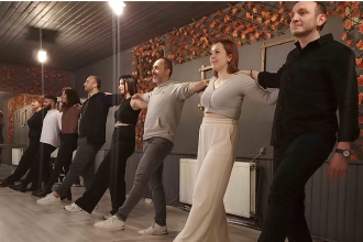 Bakırköy’de Kültürlerin Dansı: Sirtaki ve Zeybek Kursları İle Adım Atın